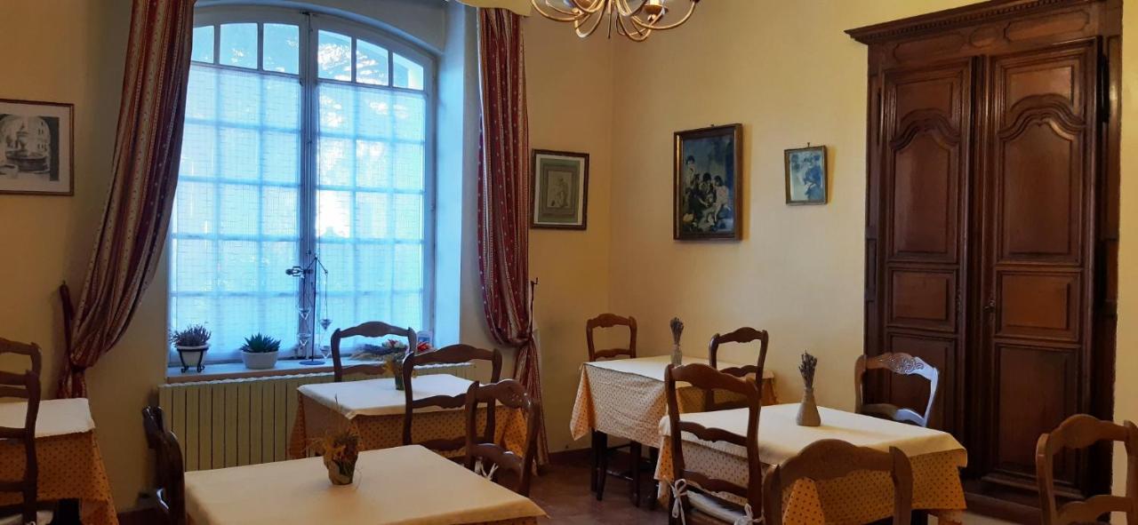 Hotel Le Siecle Мазан Екстериор снимка
