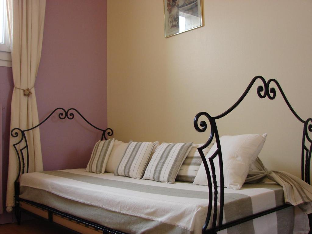 Hotel Le Siecle Мазан Стая снимка