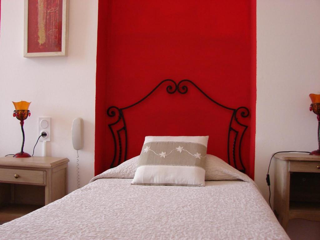Hotel Le Siecle Мазан Стая снимка